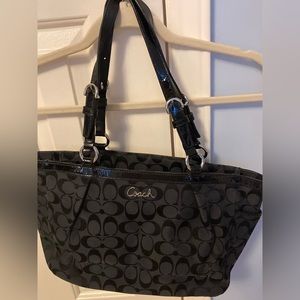 Coach No M1195-F17726 Black Shoulder Bag